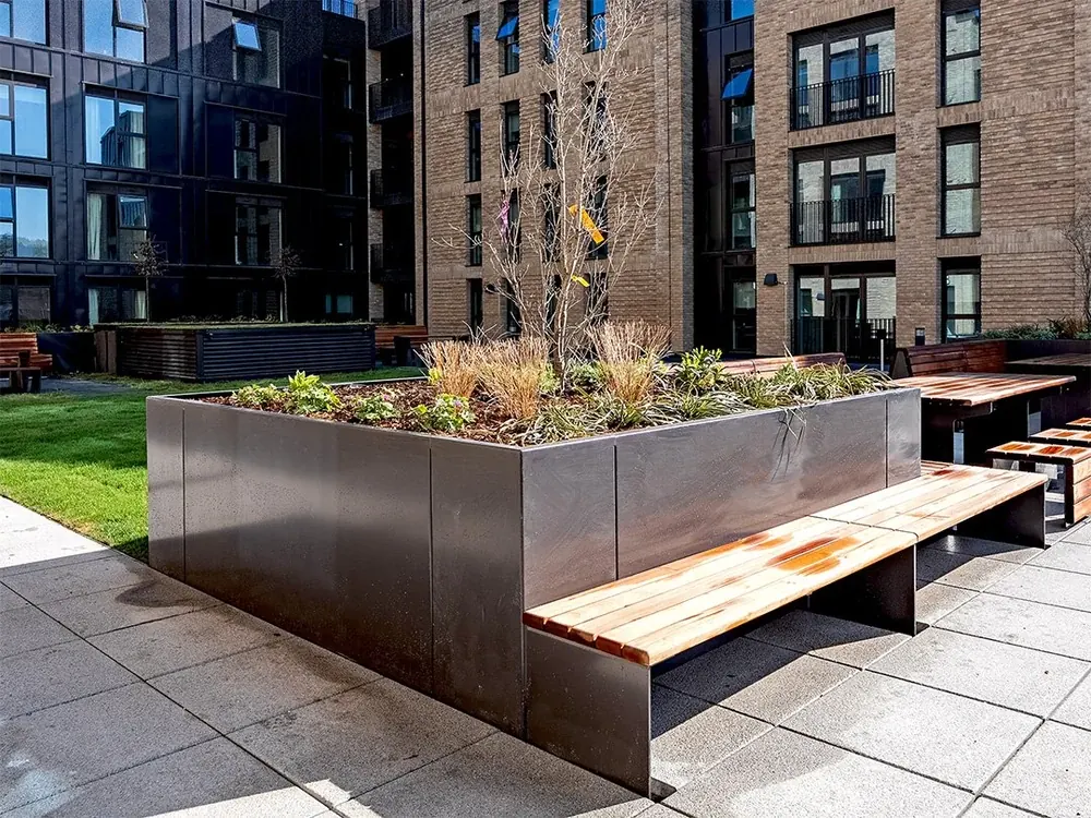 Planters with seating